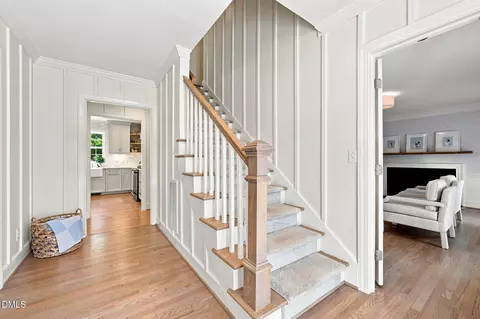 Entry Way - 2905 Augusta Ct, Raleigh, NC 27607 photo 2 of 2