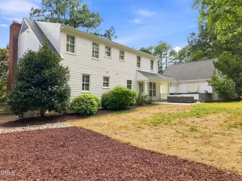 Exterior - 2905 Augusta Ct, Raleigh, NC 27607 photo 6 of 11