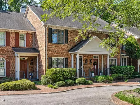 1406 Governors Ct, Raleigh, NC 27604