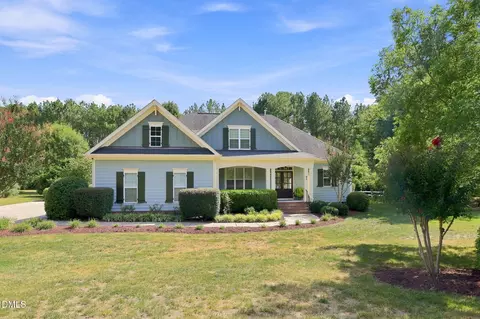 93 Manns Crossing Dr, Pittsboro, NC 27312