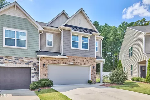 Exterior - 1052 Flagler St, Durham, NC 27713 photo 5 of 11