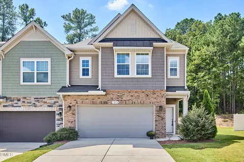 Exterior - 1052 Flagler St, Durham, NC 27713 photo 6 of 11