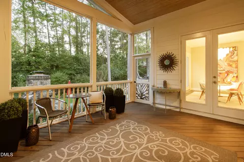 Exterior - 116 Crestview Rd, Raleigh, NC 27609 photo 13 of 21