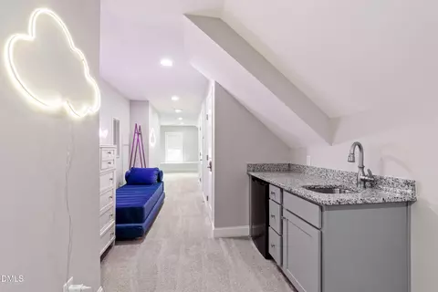 Entry Way - 116 Crestview Rd, Raleigh, NC 27609 photo 6 of 7