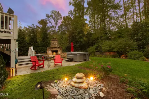 Exterior - 116 Crestview Rd, Raleigh, NC 27609 photo 17 of 21