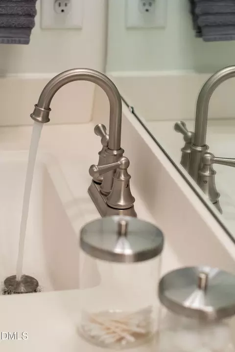 Bath - 116 Crestview Rd, Raleigh, NC 27609 photo 5 of 11