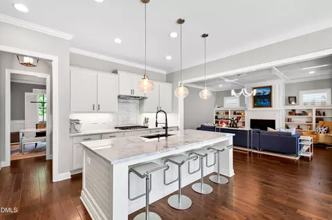 Kitchen - 116 Crestview Rd, Raleigh, NC 27609 photo 4 of 11