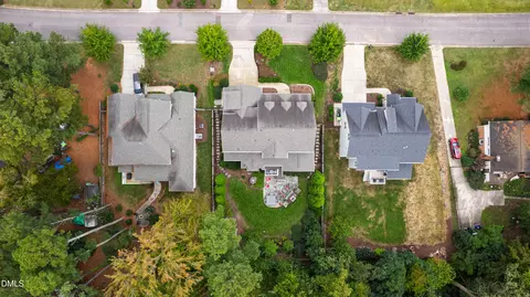 View/Area - 116 Crestview Rd, Raleigh, NC 27609 photo 3 of 5