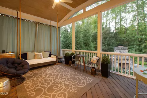 Exterior - 116 Crestview Rd, Raleigh, NC 27609 photo 12 of 21