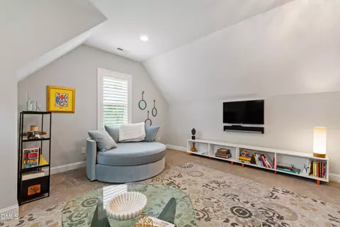 Bedroom - 116 Crestview Rd, Raleigh, NC 27609 photo 7 of 10