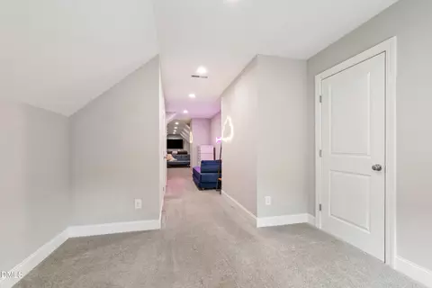 Entry Way - 116 Crestview Rd, Raleigh, NC 27609 photo 7 of 7
