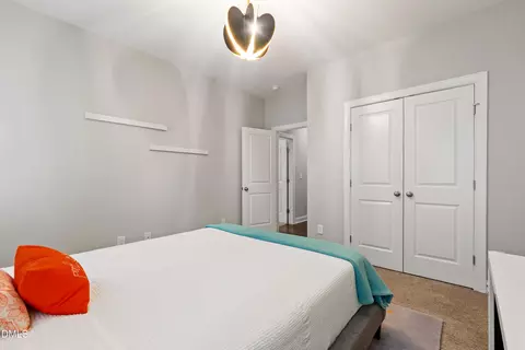 Bedroom - 116 Crestview Rd, Raleigh, NC 27609 photo 6 of 10