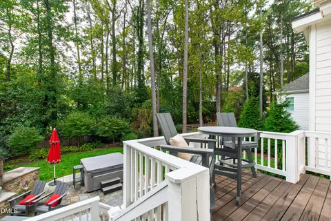 Exterior - 116 Crestview Rd, Raleigh, NC 27609 photo 14 of 21