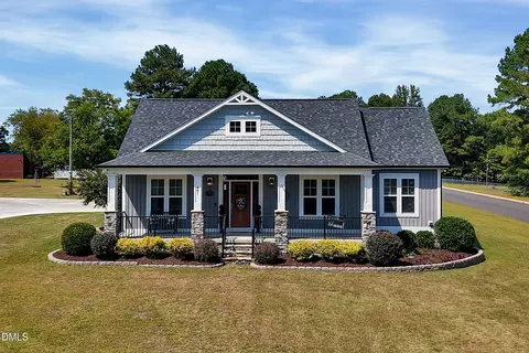 481 Lafayette Rd, Fuquay Varina, NC 27526