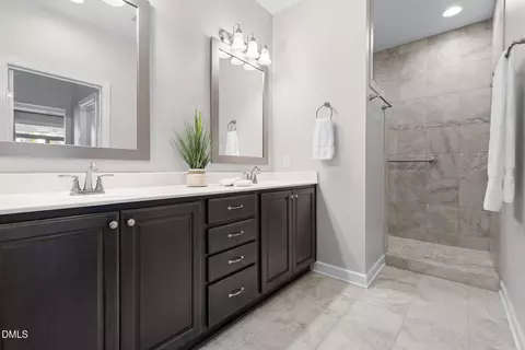 Bath - 1102 Gardengate Dr, Durham, NC 27703 photo 2 of 3