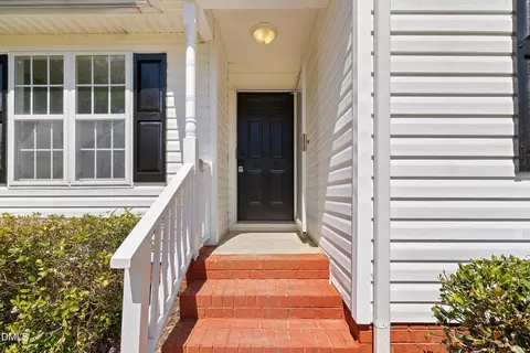 Exterior - 105 Mccoy Dr, Smithfield, NC 27577 photo 5 of 11