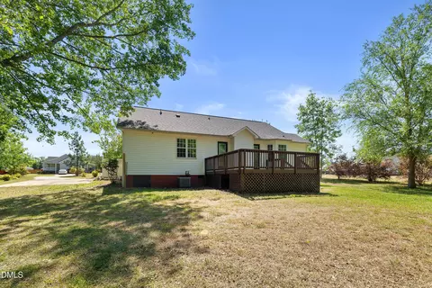 Exterior - 105 Mccoy Dr, Smithfield, NC 27577 photo 11 of 11