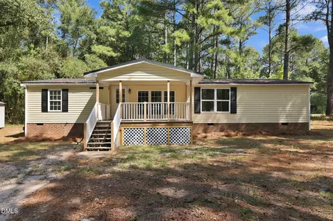 24 Hiram Ter, Sanford, NC 27332