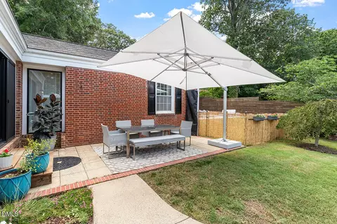 Exterior - 1517 Edgevale Rd, Durham, NC 27701 photo 2 of 10