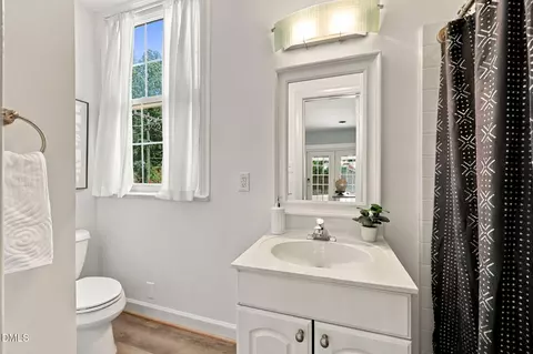 Bath - 1517 Edgevale Rd, Durham, NC 27701 photo 1 of 5