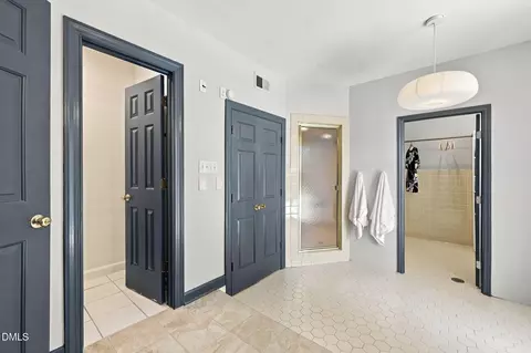 Entry Way - 1517 Edgevale Rd, Durham, NC 27701 photo 1 of 1