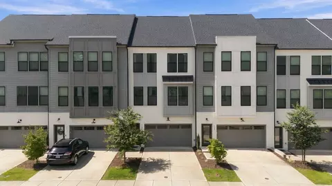 1133 Kiernan Grove Ln, Cary, NC 27519