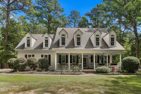 2321 Beaver Oaks Ct, Raleigh, NC 27606