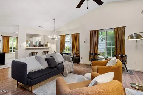 Living - 4 Icon Ct, Durham, NC 27703 photo 2 of 4