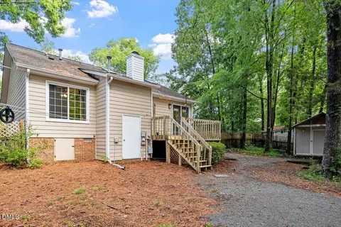 Exterior - 4 Icon Ct, Durham, NC 27703 photo 2 of 10