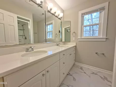 Bath - 104 Eagle Ct, Cary, NC 27511 photo 1 of 2