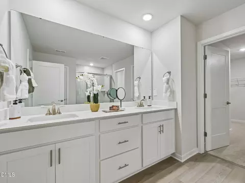 Bath - 786 Red River Dr, Garner, NC 27529 photo 2 of 5