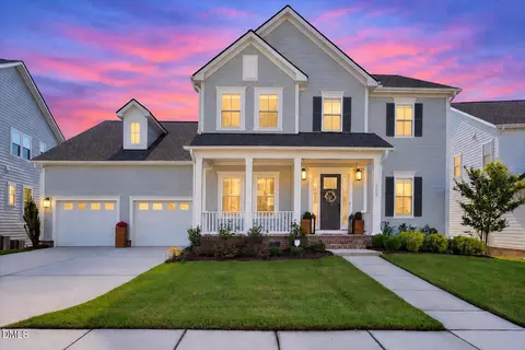 205 Tupelo Grove Ln, Holly Springs, NC 27540