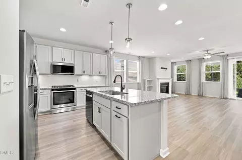 Kitchen - 48 Mallard Loop Dr, Clayton, NC 27527 photo 2 of 2