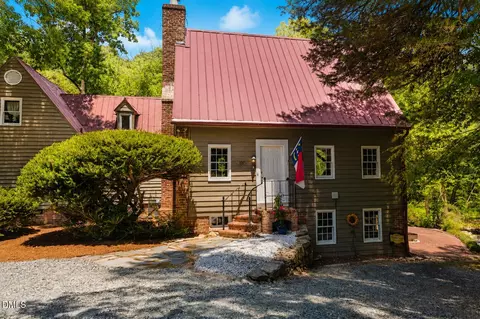 180 Hobbs Rd, Pittsboro, NC 27312