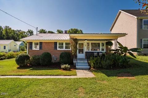 102 Hill St, Carrboro, NC 27510