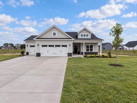 304 Hudson Vlg Dr #LA, La Grange, NC 28551