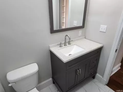 Bath - 310 N 5th St, Smithfield, NC 27577 photo 3 of 5