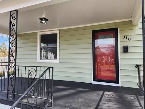 Exterior - 310 N 5th St, Smithfield, NC 27577 photo 4 of 5