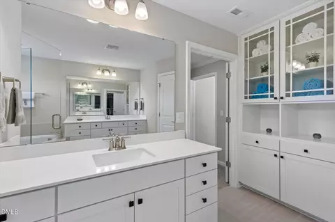 Bath - 321 Heritage Regency Dr, Wake Forest, NC 27587 photo 7 of 10
