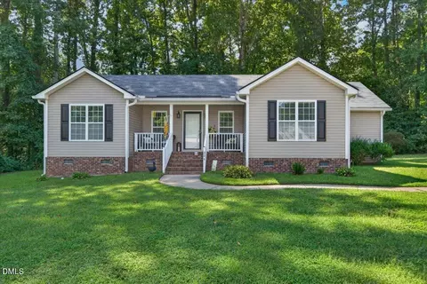 204 Simbelyn Dr, Nashville, NC 27856