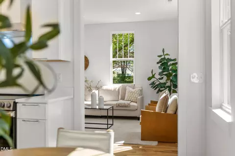 Entry Way - 2626 Harvard Ave #C, Durham, NC 27703 photo 2 of 3