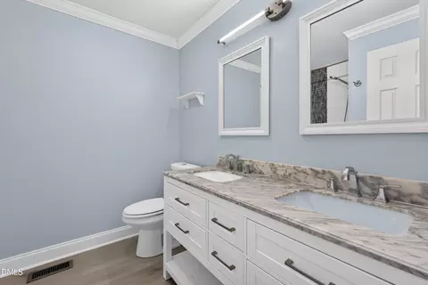 Bath - 411 W Cedar Ave, Wake Forest, NC 27587 photo 2 of 3