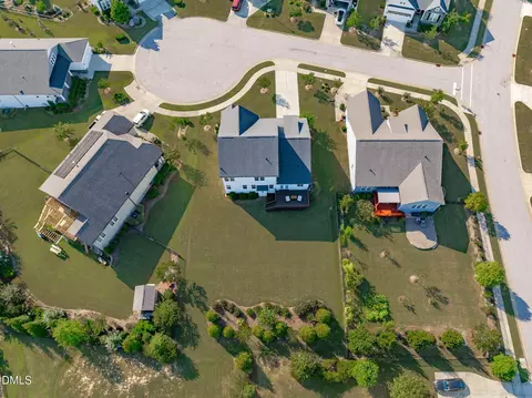 View/Area - 205 Evanview Ct, Apex, NC 27523 photo 1 of 6