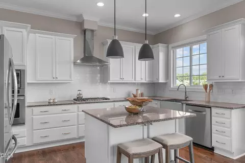 Kitchen - 205 Evanview Ct, Apex, NC 27523 photo 7 of 7