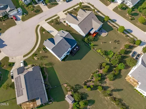 View/Area - 205 Evanview Ct, Apex, NC 27523 photo 2 of 6