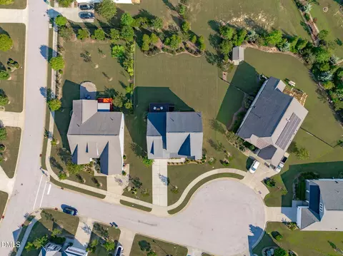 View/Area - 205 Evanview Ct, Apex, NC 27523 photo 3 of 6