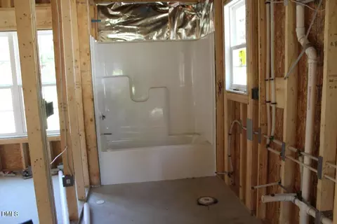Bath - 10325 Selma Rd, Middlesex, NC 27557 photo 3 of 3
