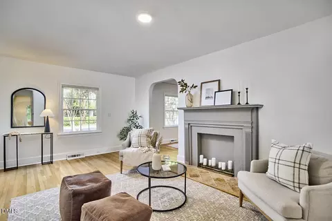 Living - 1925 Ward St, Durham, NC 27707 photo 2 of 8