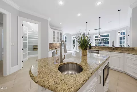 Kitchen - 6592 Wakefalls Dr, Wake Forest, NC 27587 photo 4 of 10