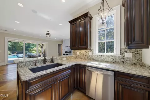 Kitchen - 6592 Wakefalls Dr, Wake Forest, NC 27587 photo 10 of 10